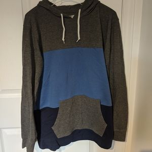 Grey long sleeve sweater